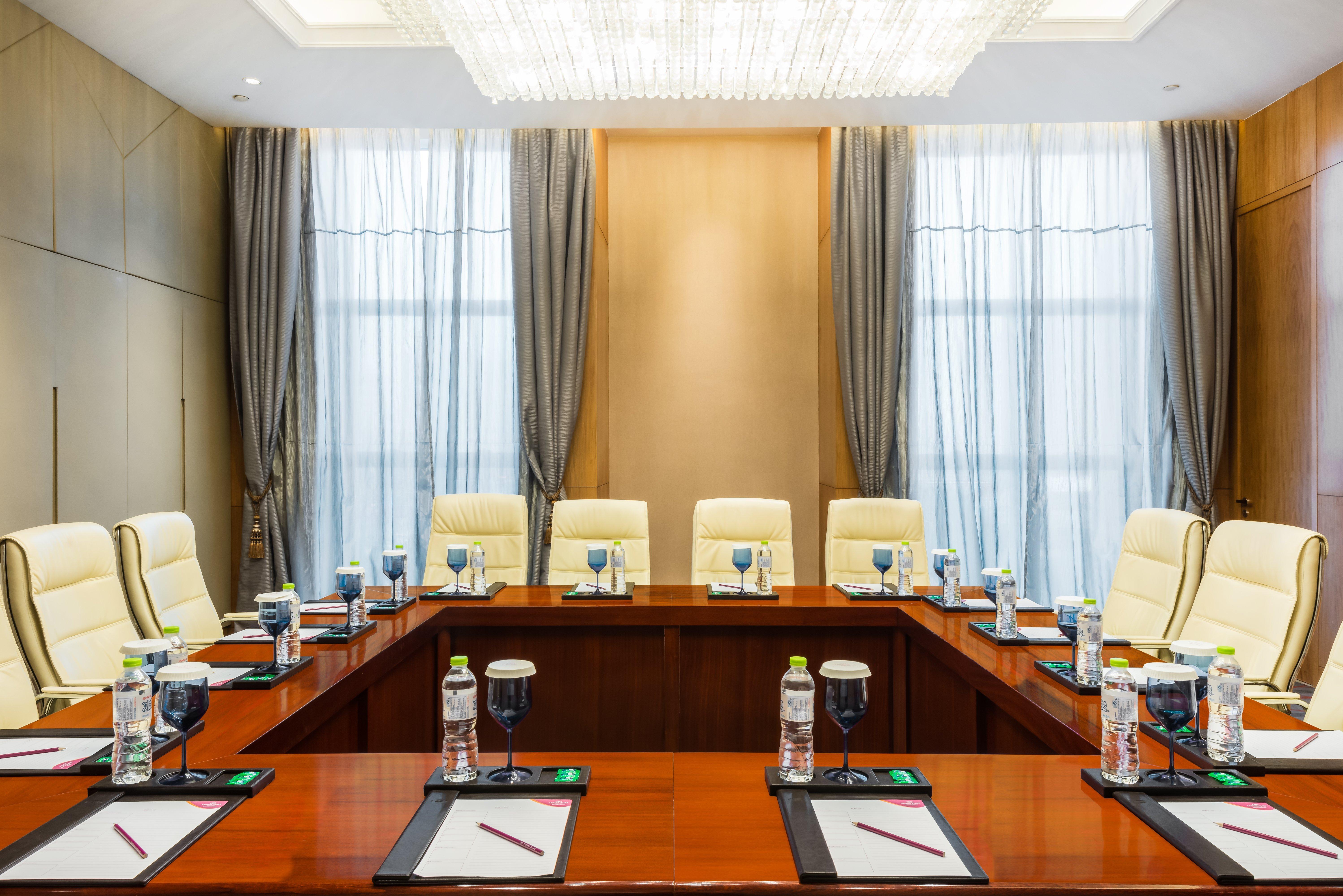 Hotel Crowne Plaza Xiangyang By Ihg Exterior foto