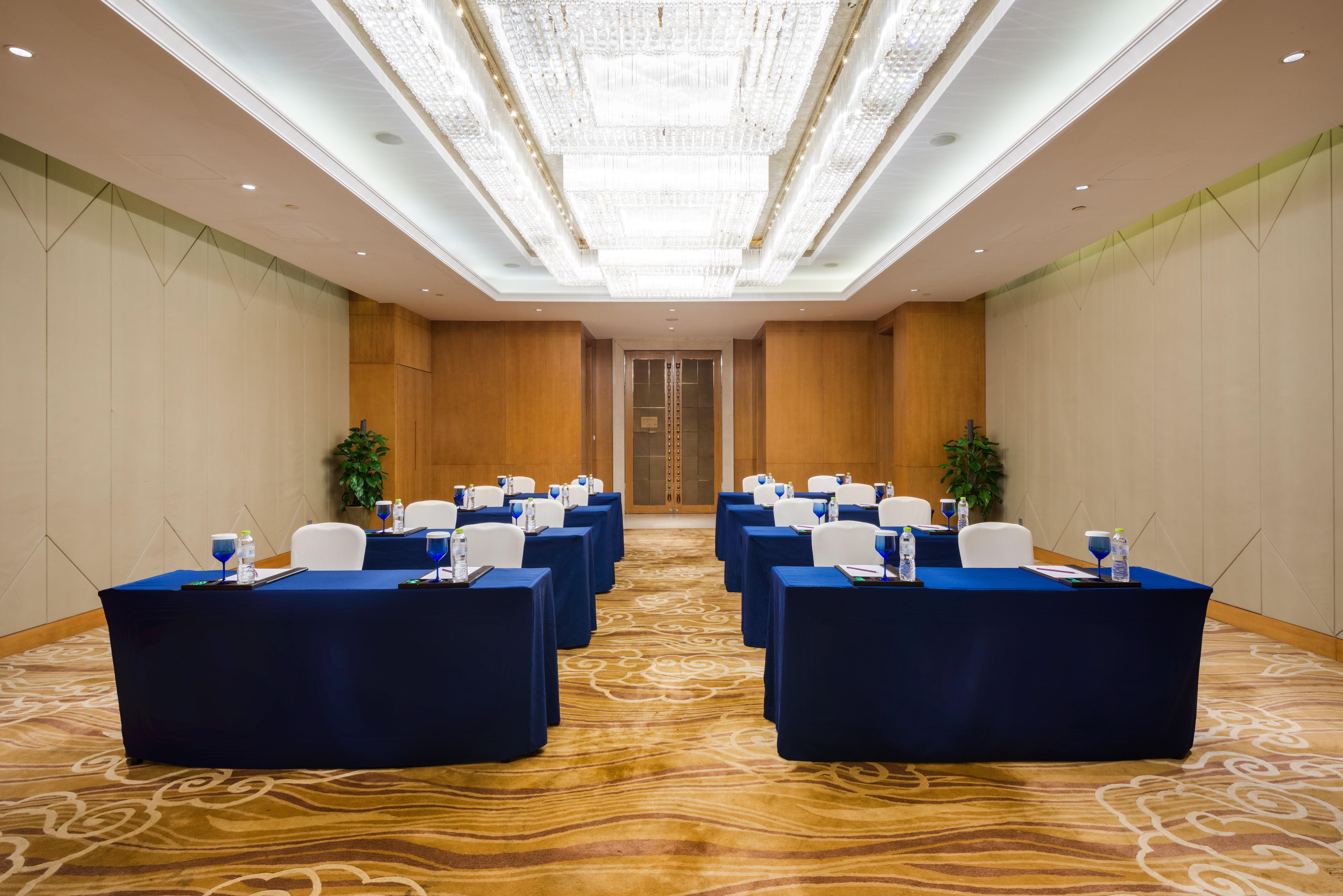 Hotel Crowne Plaza Xiangyang By Ihg Exterior foto