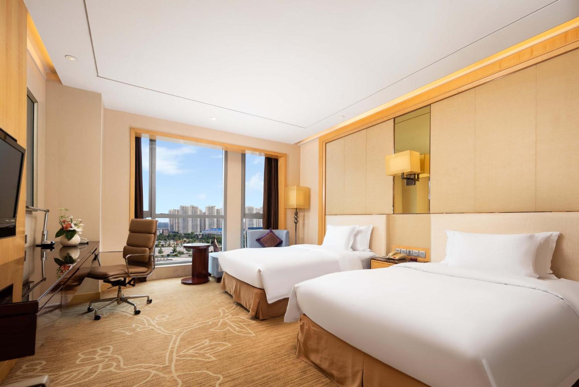 Hotel Crowne Plaza Xiangyang By Ihg Exterior foto