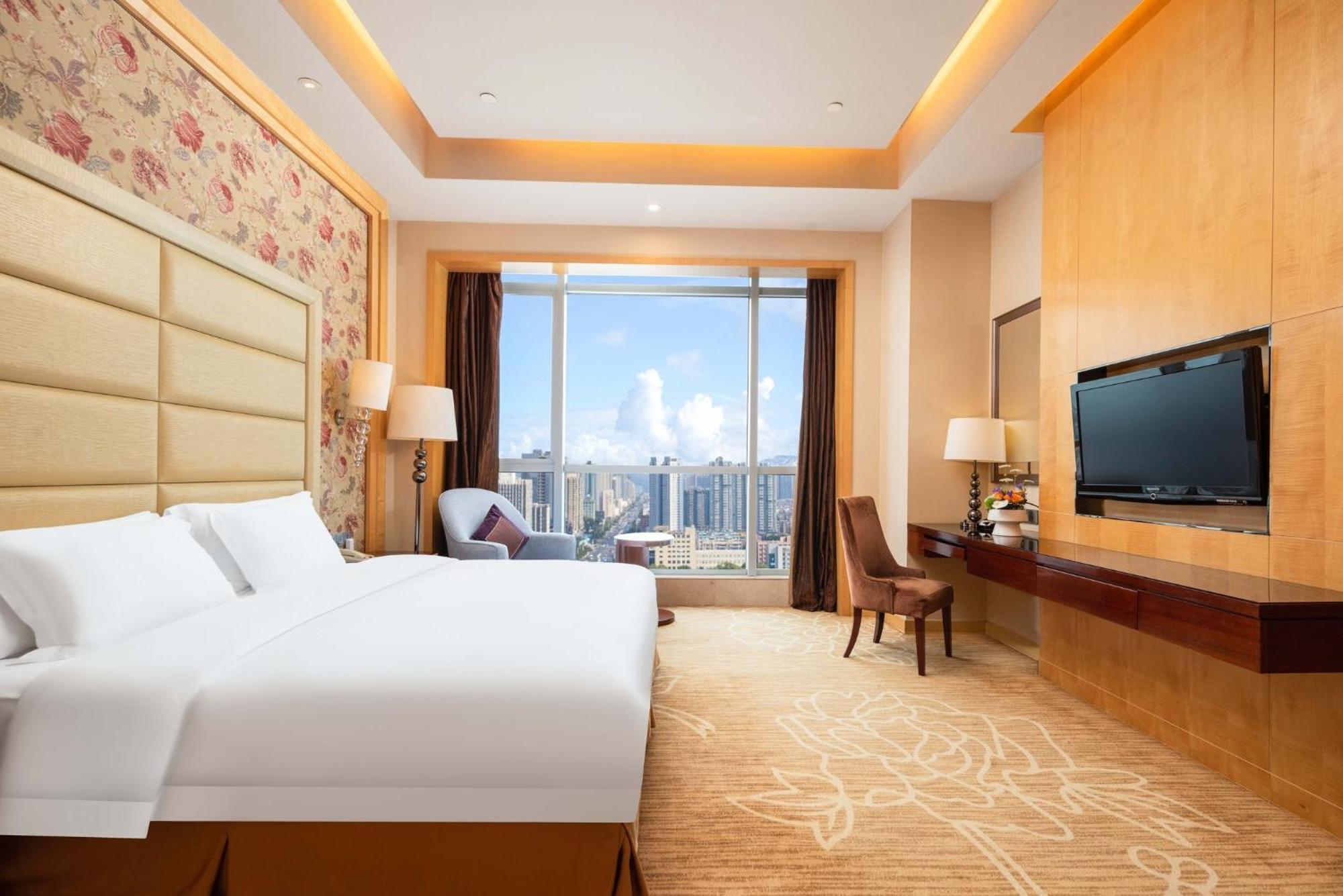 Hotel Crowne Plaza Xiangyang By Ihg Exterior foto
