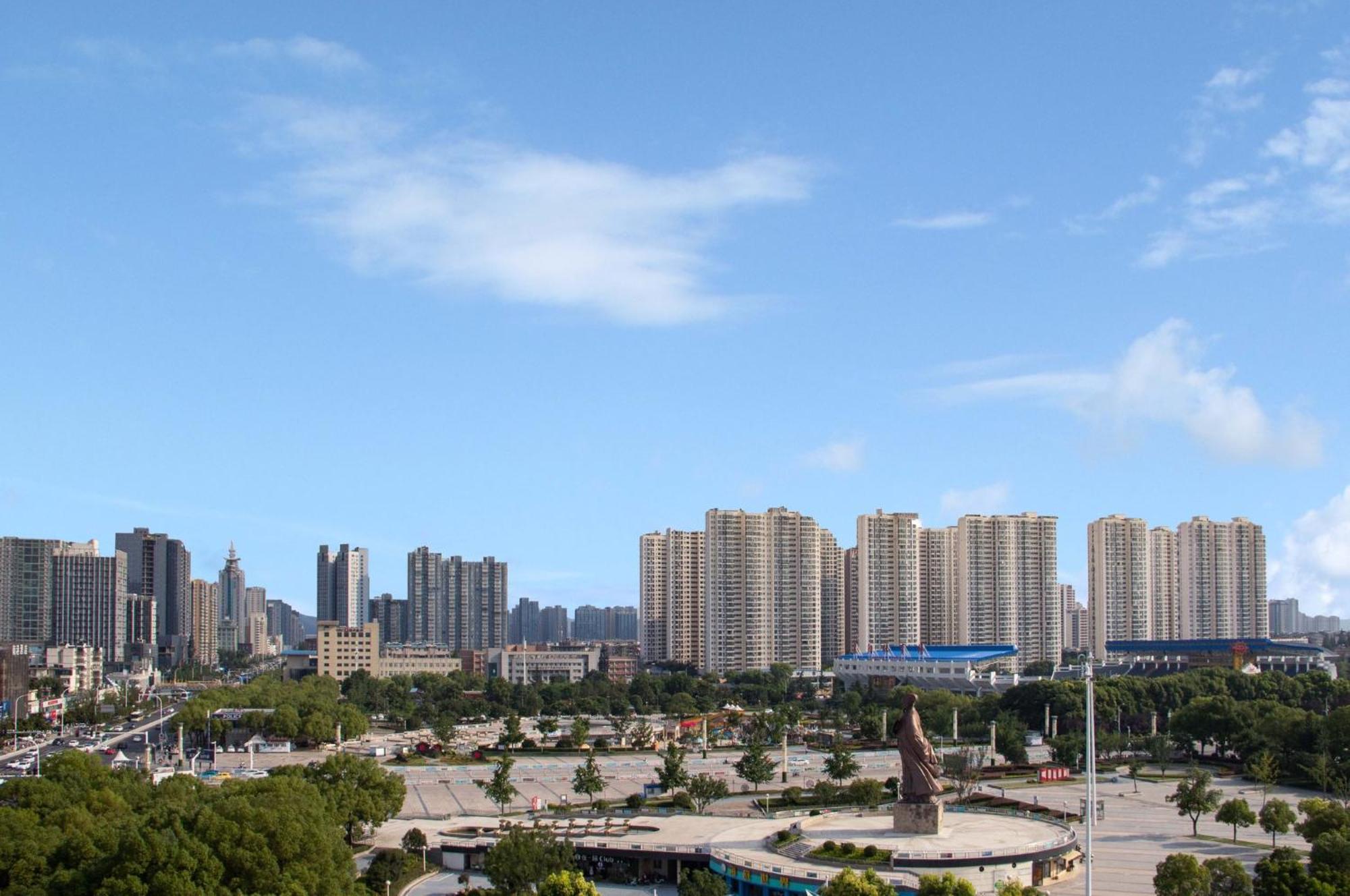 Hotel Crowne Plaza Xiangyang By Ihg Exterior foto