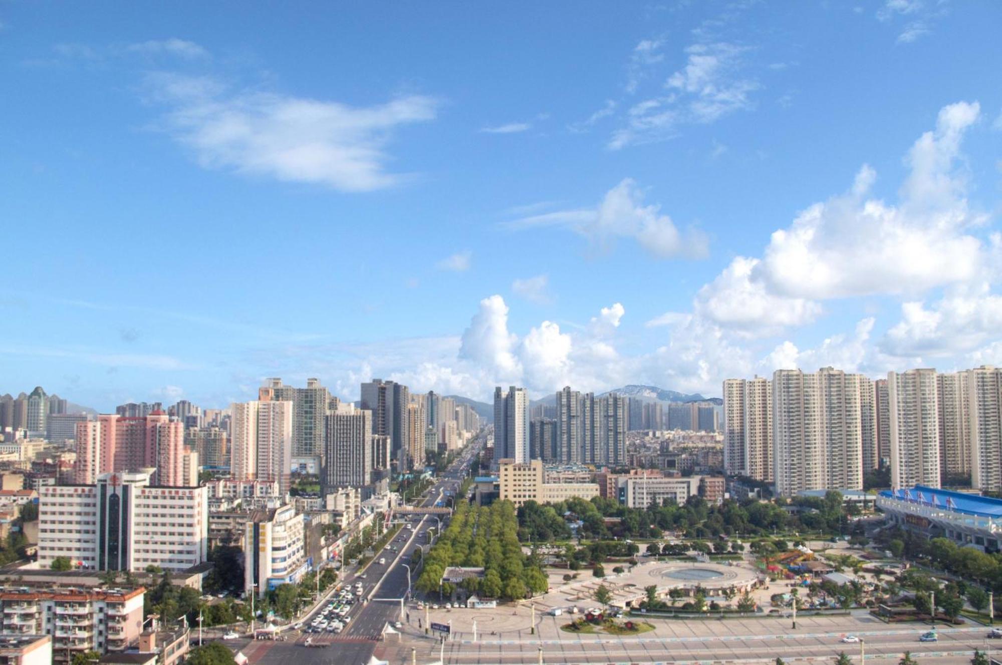 Hotel Crowne Plaza Xiangyang By Ihg Exterior foto