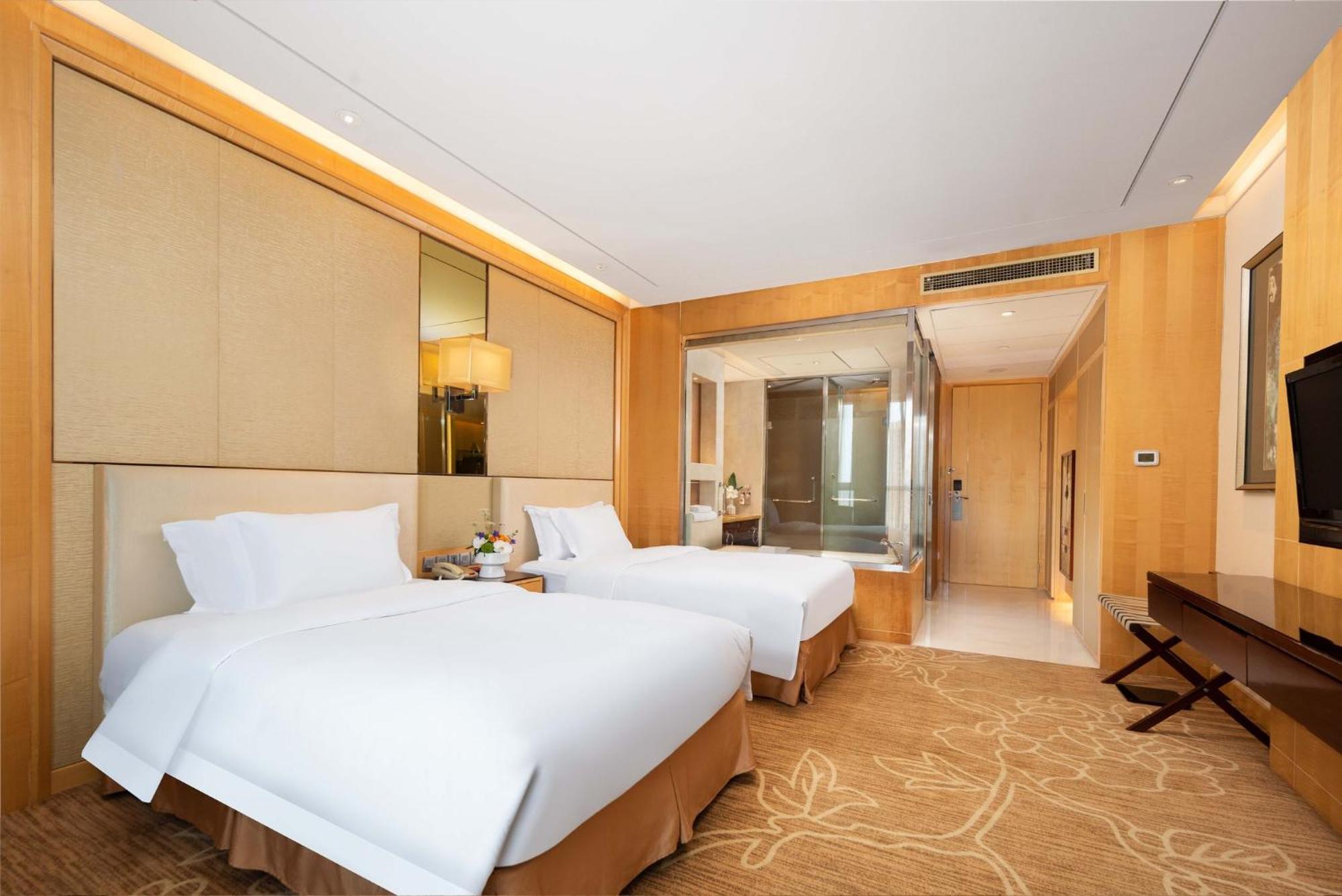 Hotel Crowne Plaza Xiangyang By Ihg Exterior foto